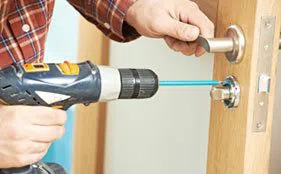 City Locksmith Services Chicago, IL 312-973-4906 City Locksmith Services Chicago, IL 312-973-4906 - 10-Commercial-Lockouts